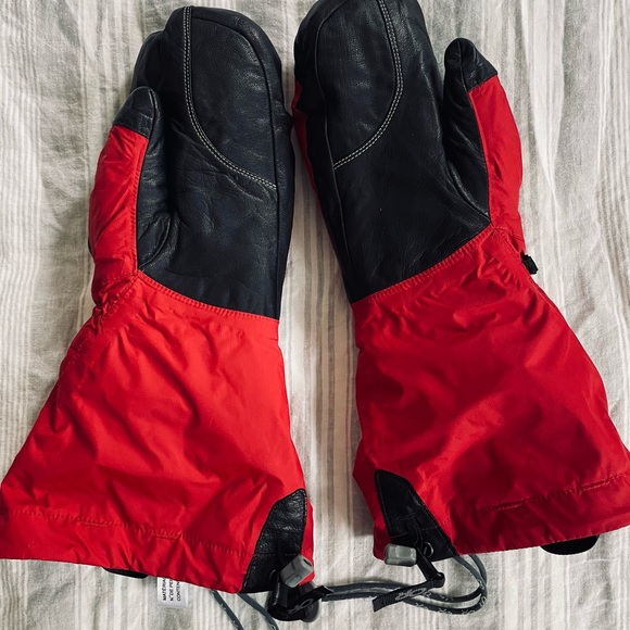 Outdoor Research Winter Sport Glove - Picture 10 of 10